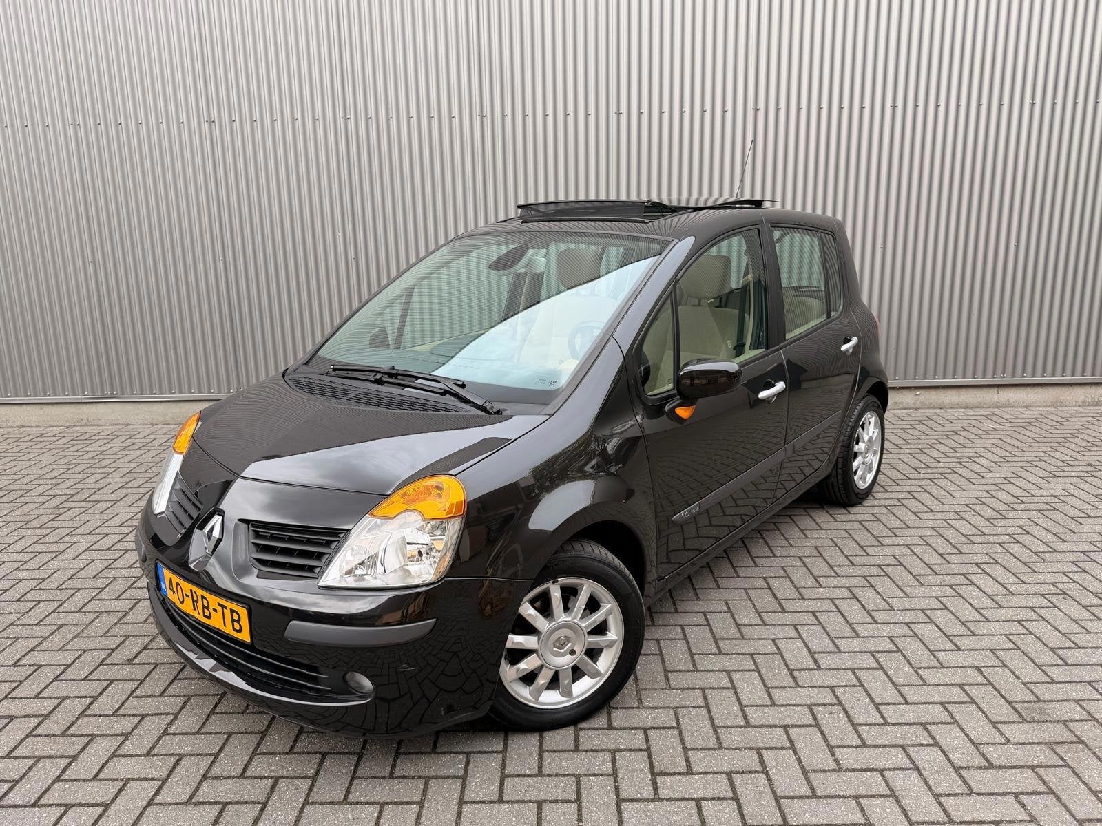 Renault Modus 1.6-16V Initiale Panorama dak|Stoelverwarming|, Auto's, Gebruikt, Beige, 4 cilinders, Zwart