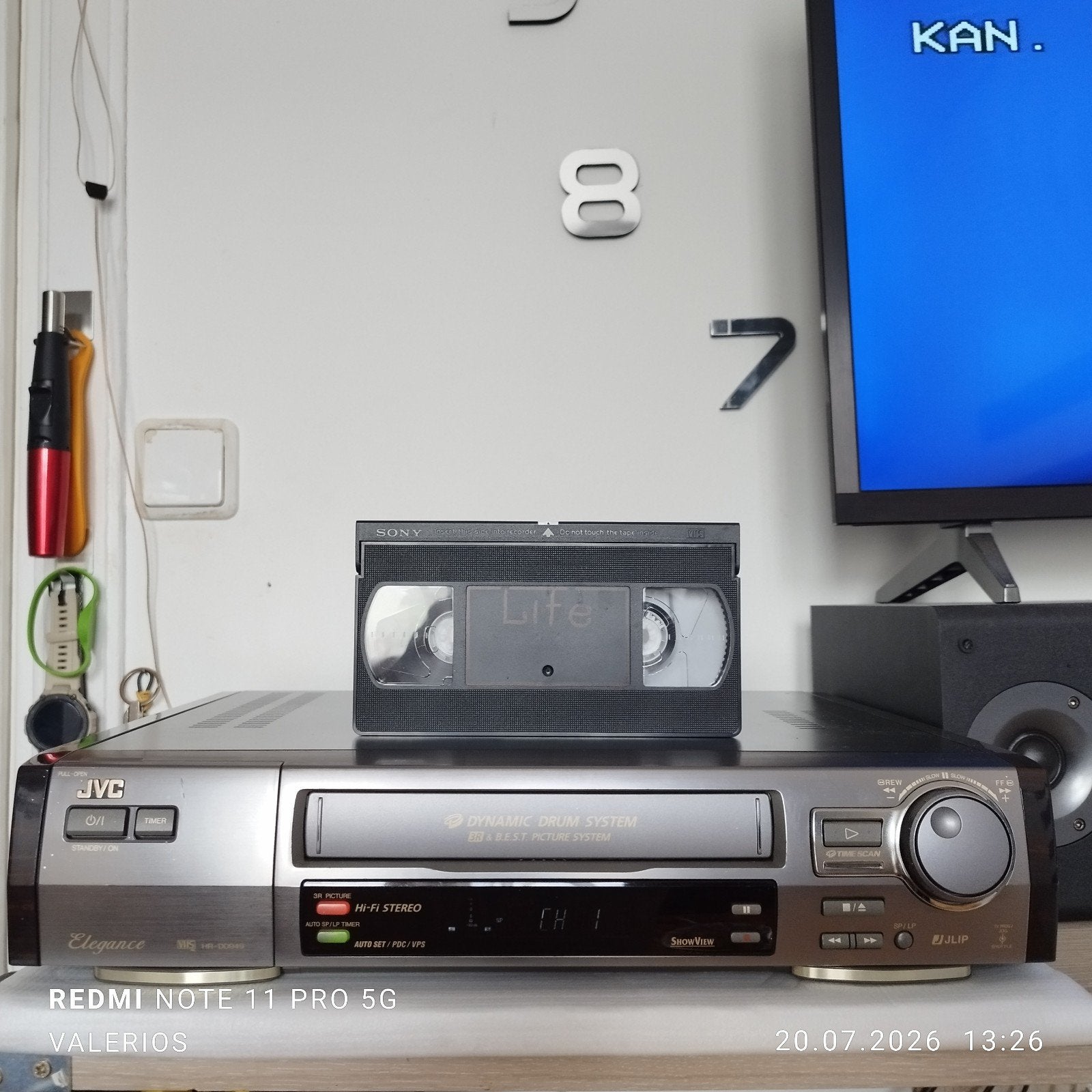 JVC video recorder HR-DD949E , HI-FI STEREO. ( ELEGANCE ), Ophalen of Verzenden, Gebruikt, VHS-speler of -recorder