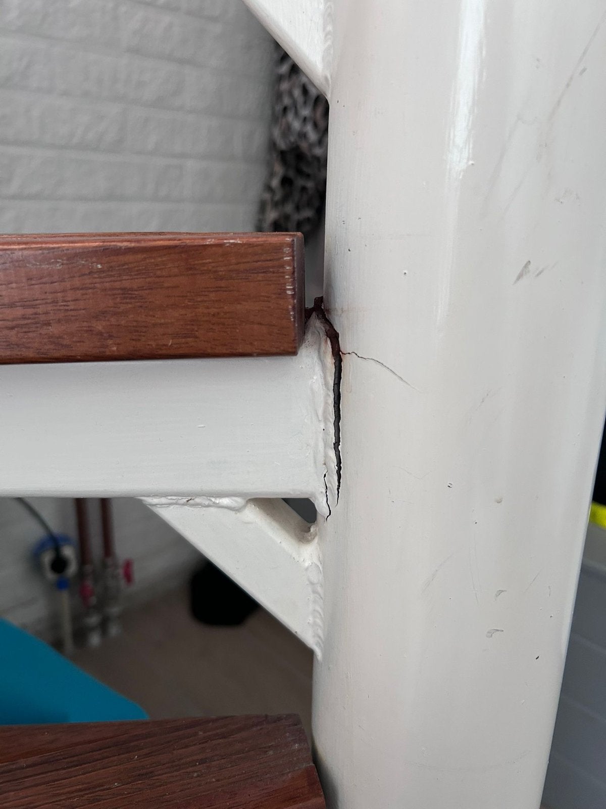 Scheuren in uw stalen trap of spijlenwerk?, Ophalen, Nieuw