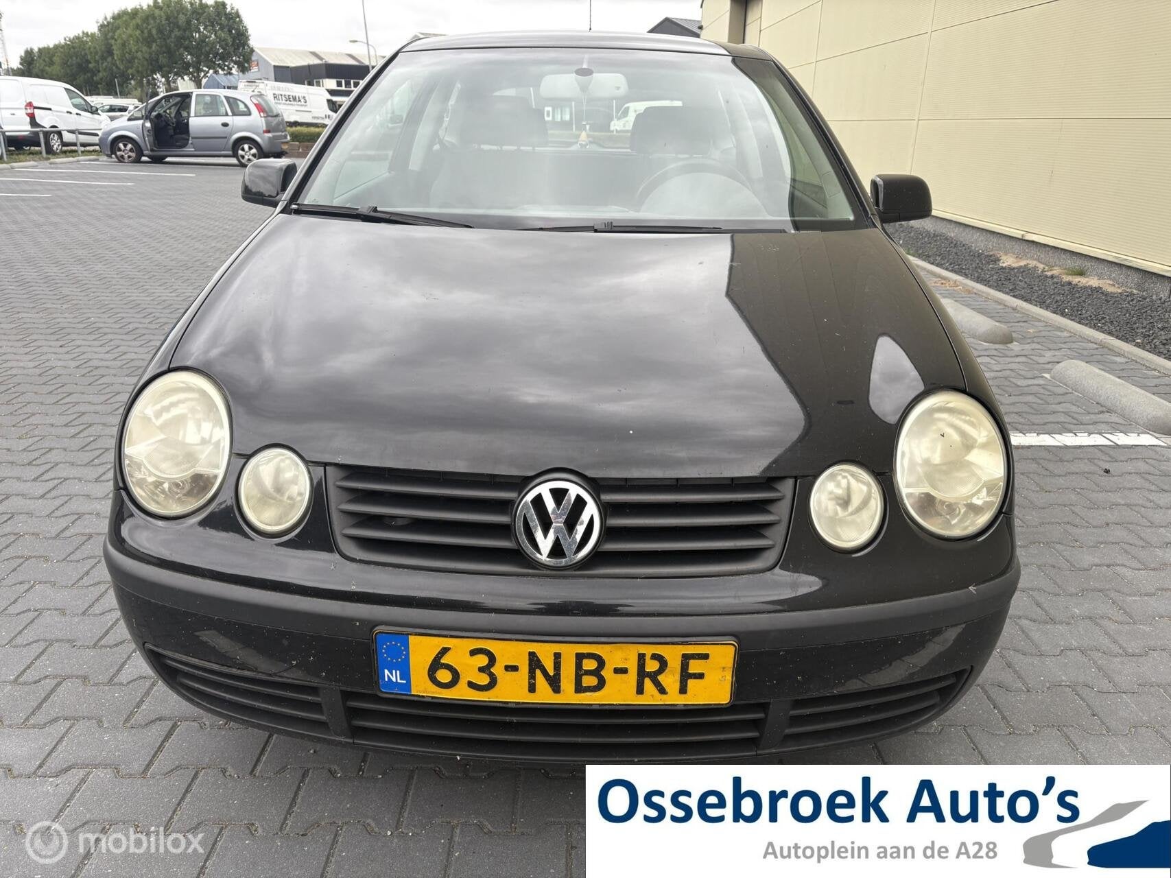Volkswagen Polo 1.4-16V, Auto's, Voorwielaandrijving, 4 cilinders, Zwart, Origineel Nederlands