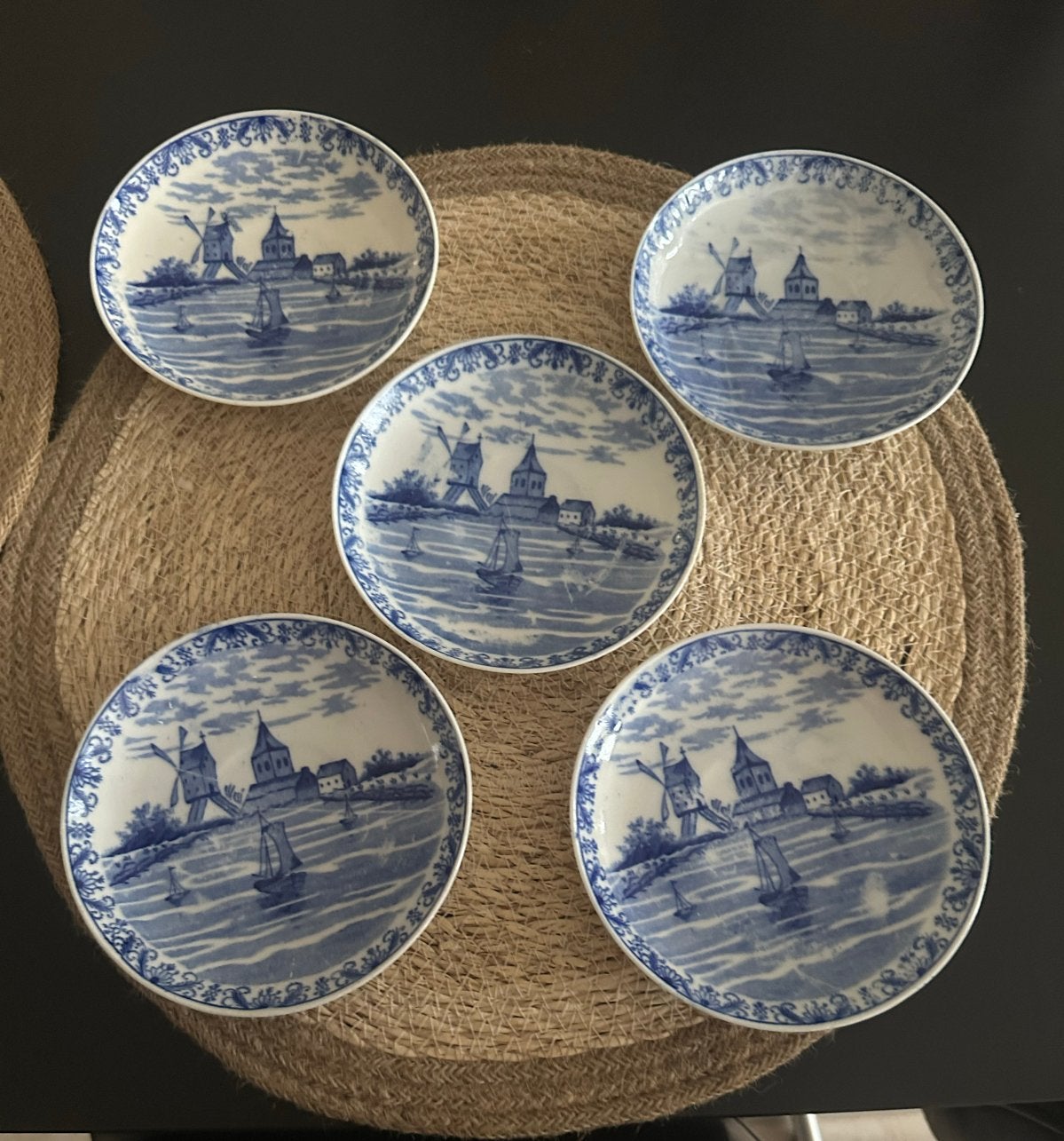 Louis Regout Maastricht  Schoteltjes met Molenlandschap, Ophalen of Verzenden