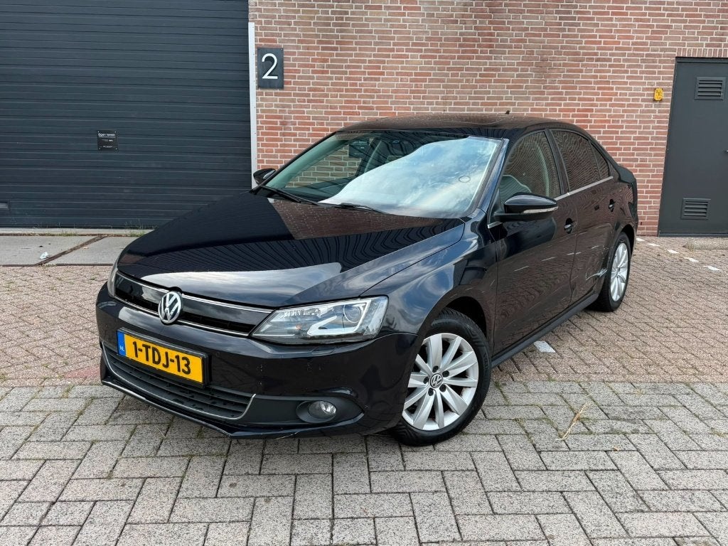 Volkswagen Jetta 1.4 TSI Hybrid 170pk 7-DSG Zwart, Auto's, Volkswagen, Euro 5, Stof, Zwart, 4 cilinders