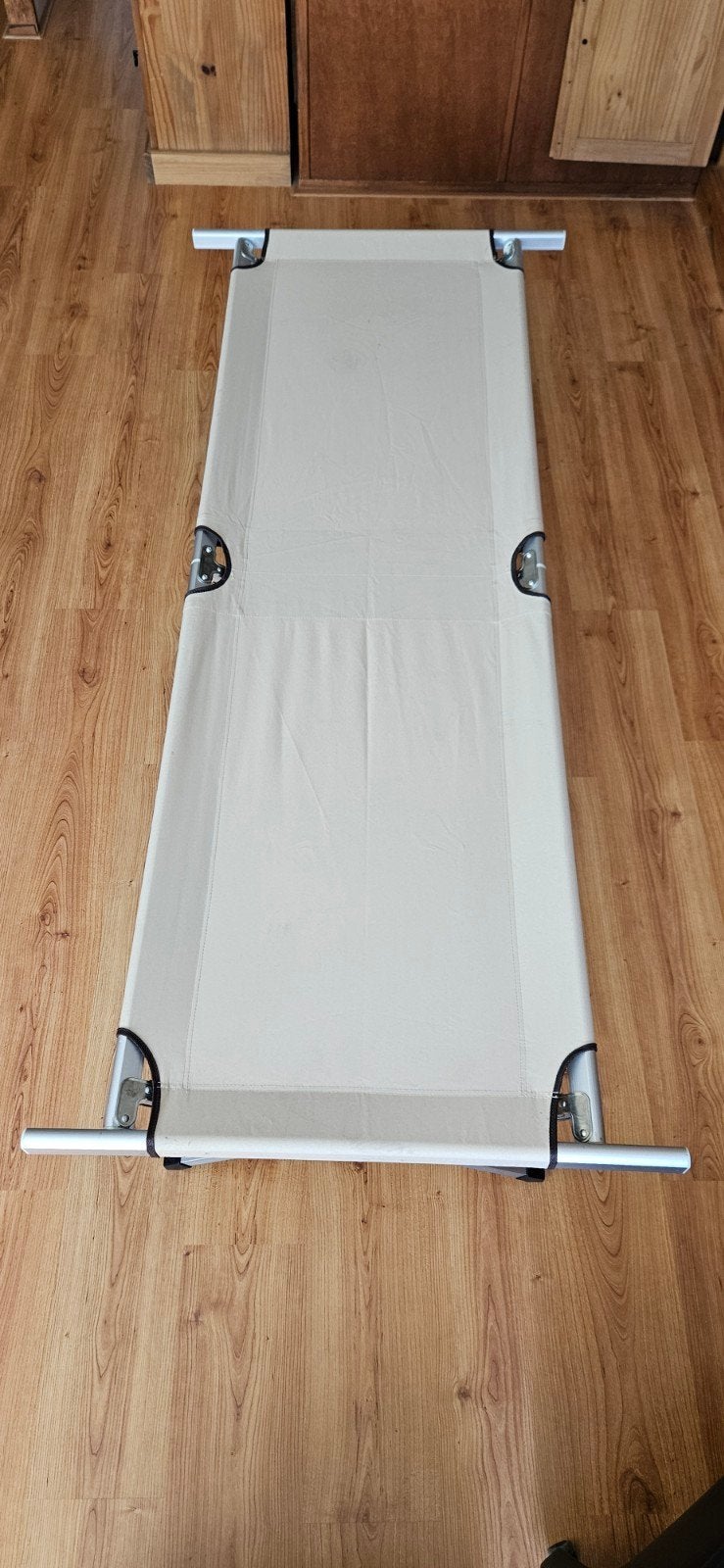 Aluminium Stretcher/Campingbed - Lichtgewicht en Opvouwbaar, Ophalen, Gebruikt