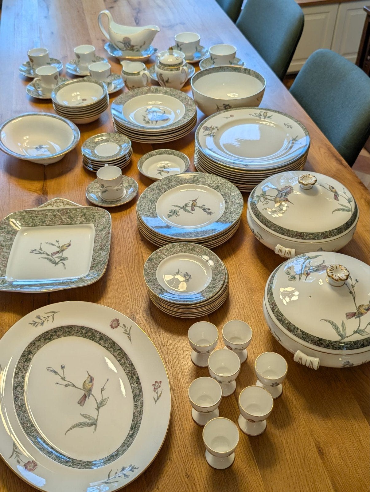 Zeldzame en Grote Collectie Wedgwood Humming Bird Servies, Ophalen, Klassiek, Zo goed als nieuw, Wedgwood