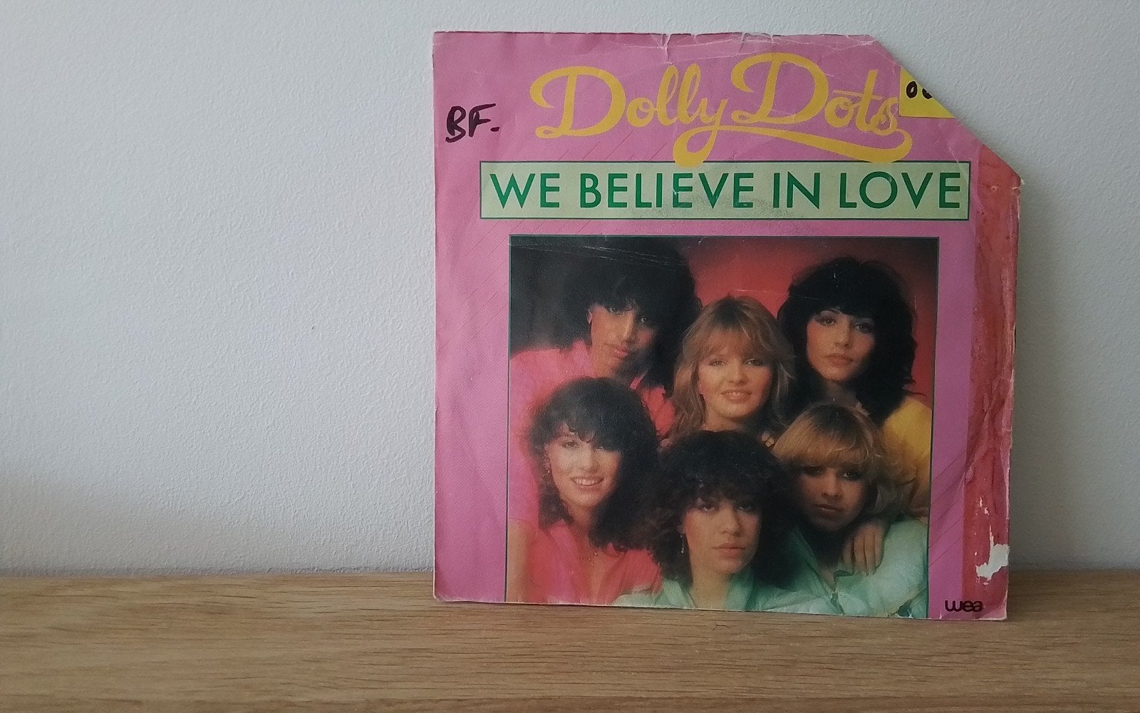 Dolly Dots - we believe in love, Ophalen of Verzenden