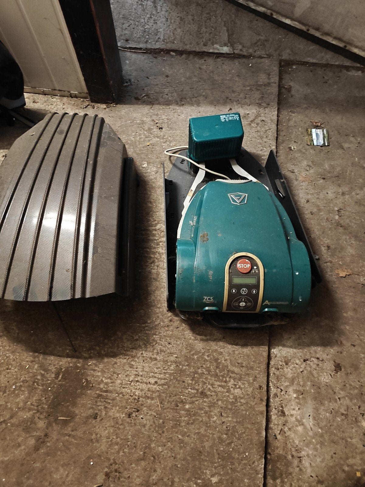 Ambrogio Robotmaaier ZCS - Gebruikt, Ophalen of Verzenden, Gebruikt, 20 tot 25 cm, Ambrogio