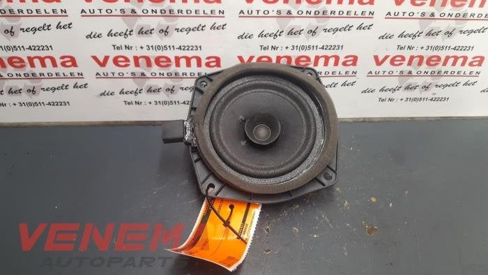 Luidspreker van een Mitsubishi Colt, Gebruikt, -, -, Ophalen of Verzenden