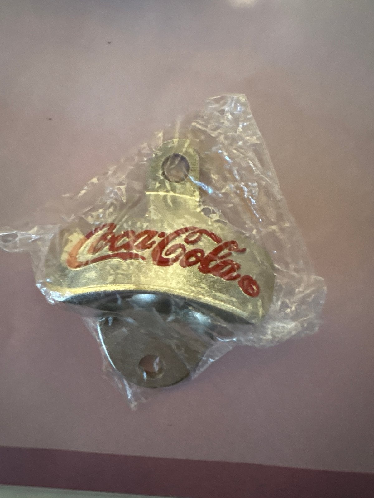 Nieuwe Coca-Cola Flessenopener - Wandmodel, Overige typen, Ophalen of Verzenden, Metaal, Overige merken
