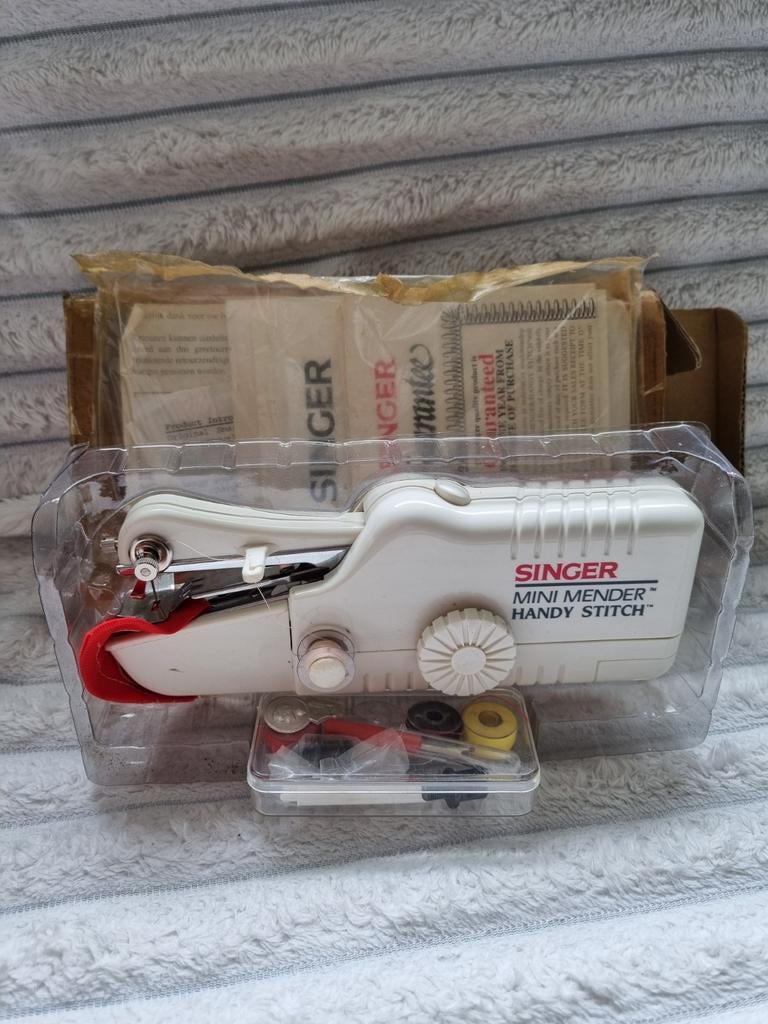 Vintage Singer hand naaimachine €20 info 06 11363680, Ophalen of Verzenden, Naaimachine, Singer