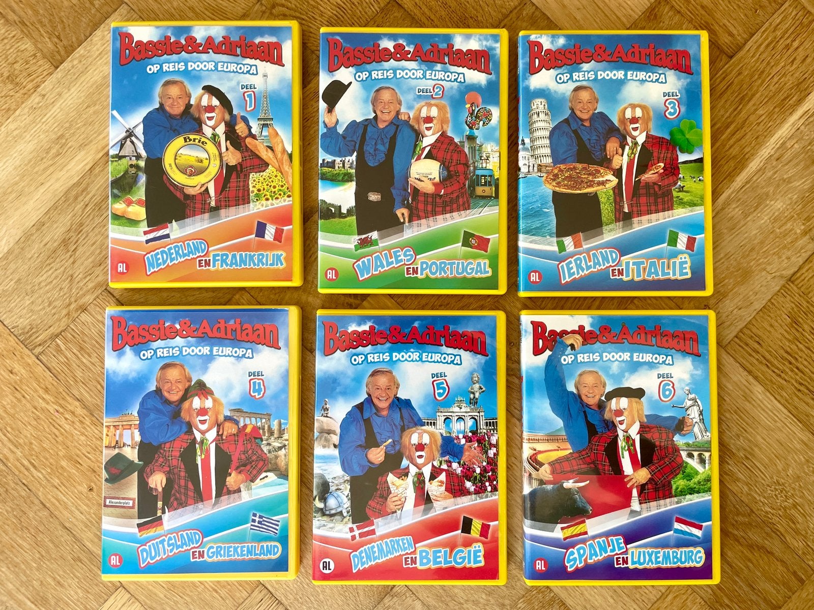 Bassie & Adriaan op Reis door Europa Compleet DVD (krasvrij), Alle leeftijden, Tv-serie, Zo goed als nieuw, Ophalen of Verzenden