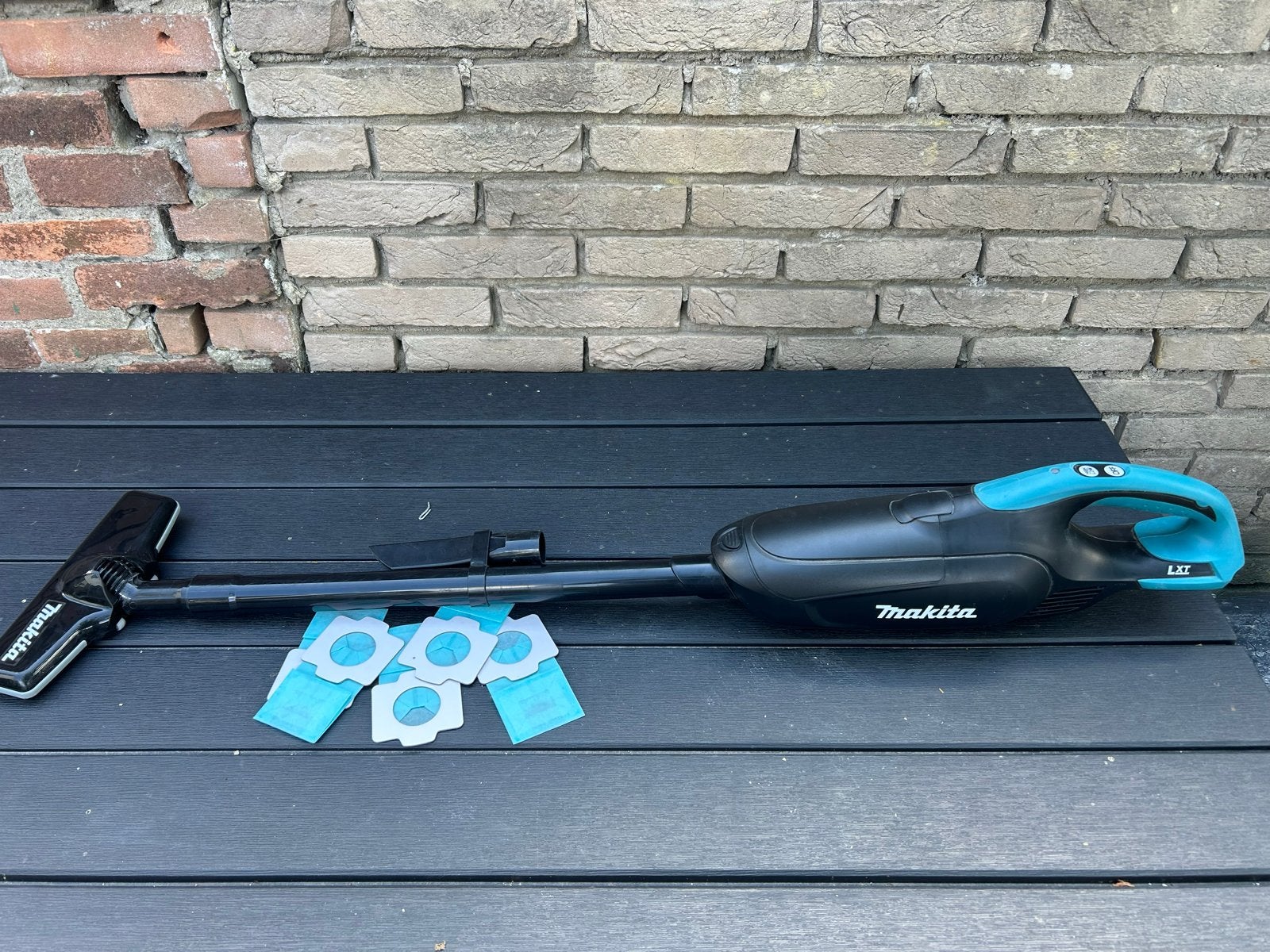 Makita DCL182 18V Steelstofzuiger met 5 nieuwe stofzakken, Ophalen, Zo goed als nieuw