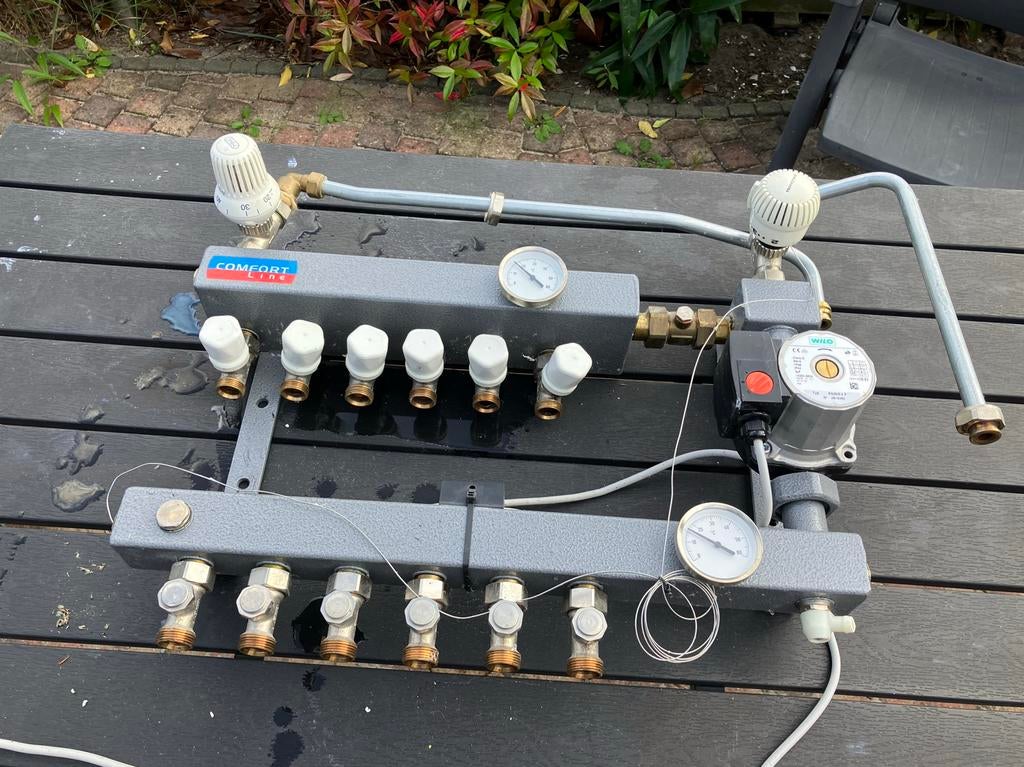 Comfort Line Vloerverwarming Verdeler met Wilo Pomp, Ophalen, Gebruikt, Onderdeel, Ouder dan 10 jaar