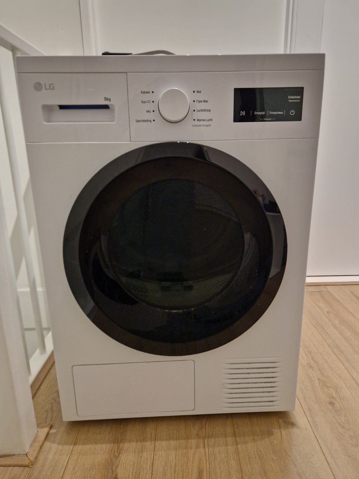 LG 8kg Warmtepomp droger - Prima staat, Ophalen, 8 tot 10 kg, Zo goed als nieuw, Voorlader