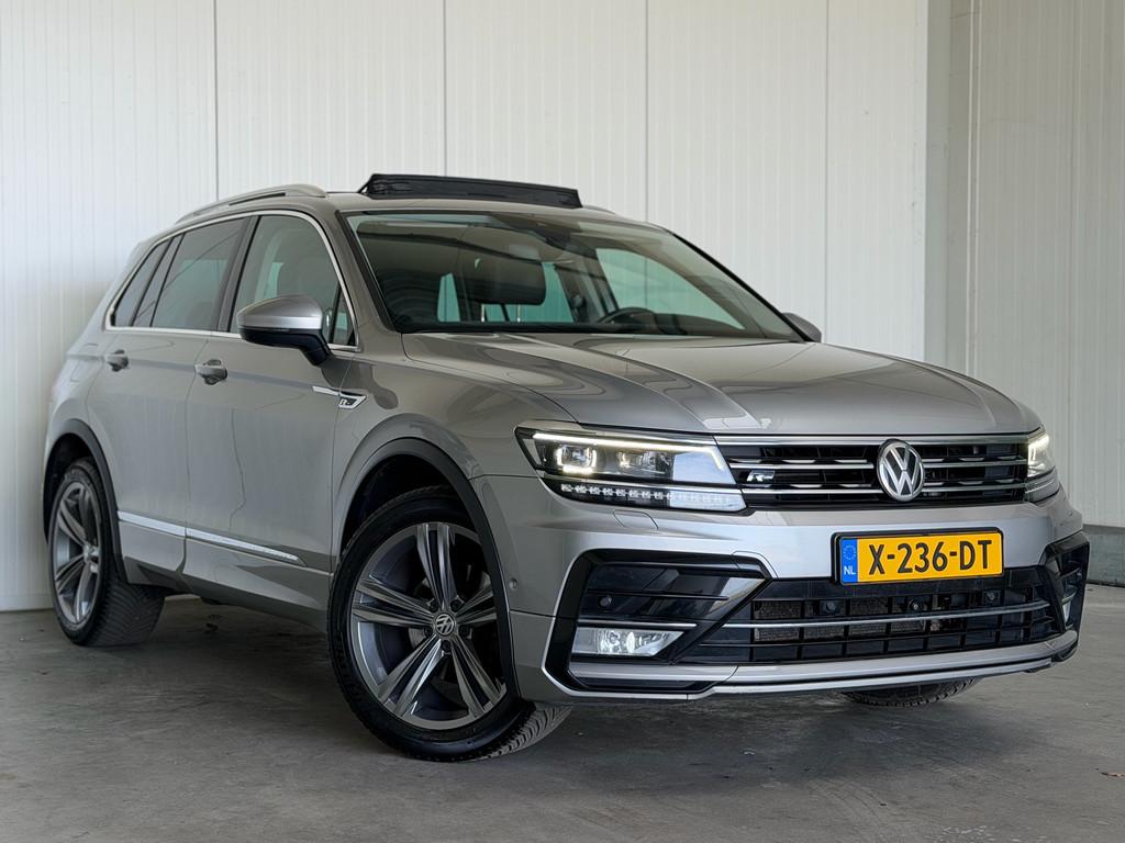 Volkswagen Tiguan 1.4 TSI ACT Highl. Pano Virtual HUD Full o, Auto's, Volkswagen, Automaat, Euro 6, 4 cilinders, Origineel Nederlands