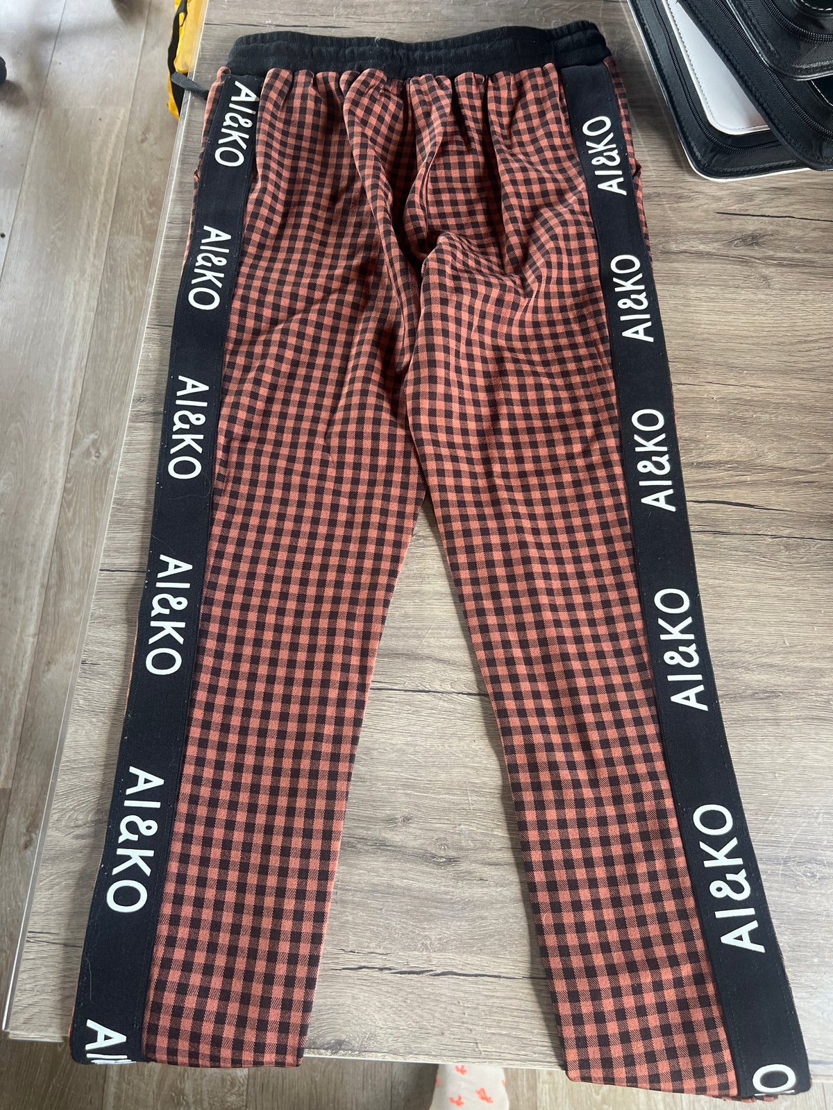AI&KO Geruite Broek - Nieuw en Ongedragen, Kinderen en Baby's, Ophalen of Verzenden, Nieuw