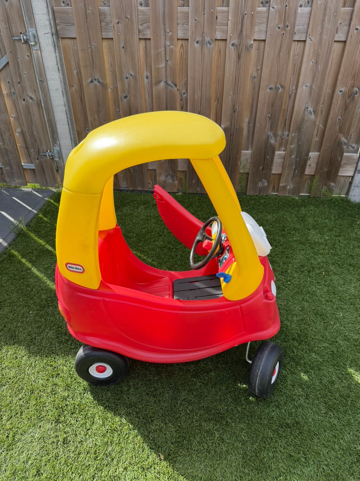 Leuke Little Tikes loopauto, Ophalen, Gebruikt