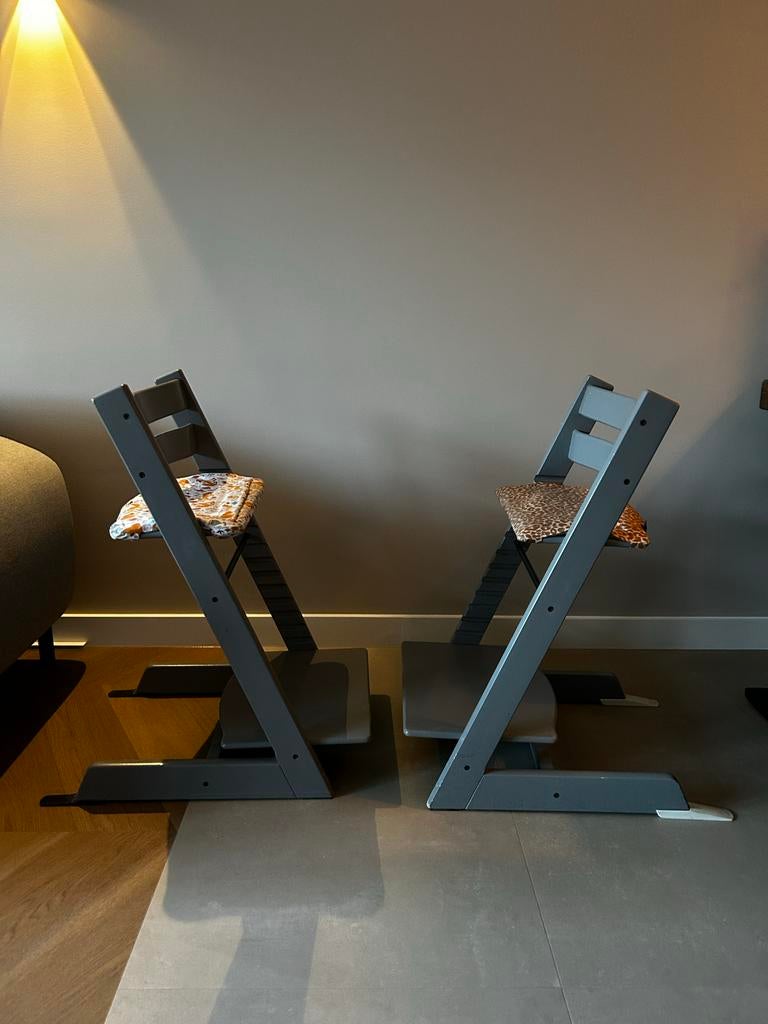 2x Stokke Tripp Trapp stoelen (prijs is voor 2), Ophalen, Gebruikt, Meegroeistoel