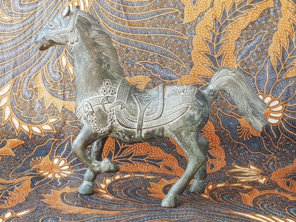 Prachtig zwaar oud Oosters brons beeld van een paard 28 cm., Ophalen of Verzenden