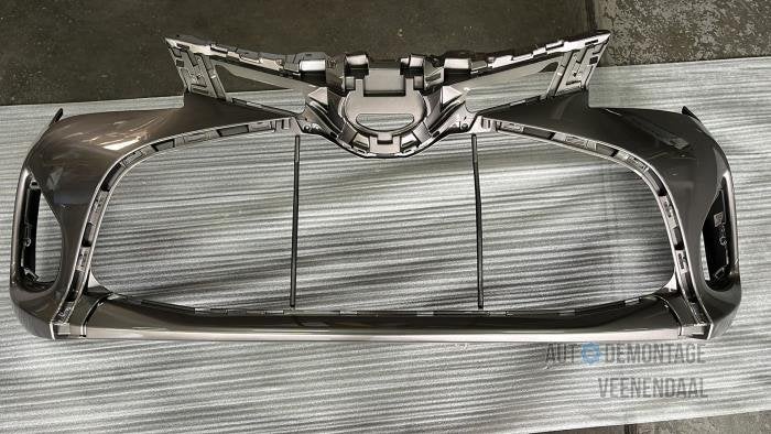 Voorbumper van een Toyota Yaris (4V8), -, -, Nieuw, Ophalen of Verzenden