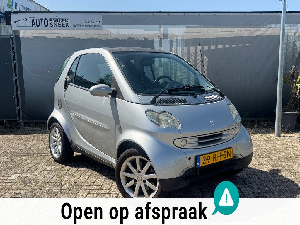 Smart Fortwo coupé 0.7 passion - Airco - APK 02-27, Gebruikt, Zwart, 18 €/maand, 61 pk