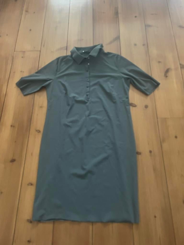 Mooie armygroene travelstof jurk Woman by Earn, maat 42, Verzenden, Maat 42/44 (L), Zo goed als nieuw, Knielengte