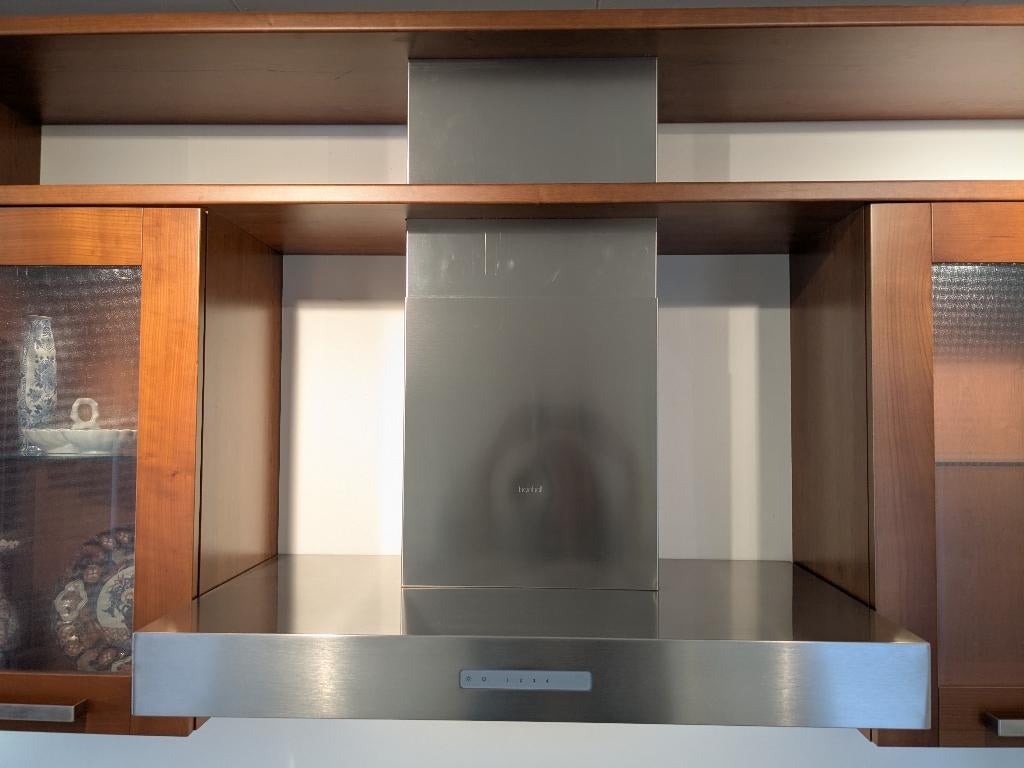 MOET WEG! Prachtige kersenhouten keuken (showroom model), Huis en Inrichting, Keuken | Complete keukens, Ophalen, Overige kleuren