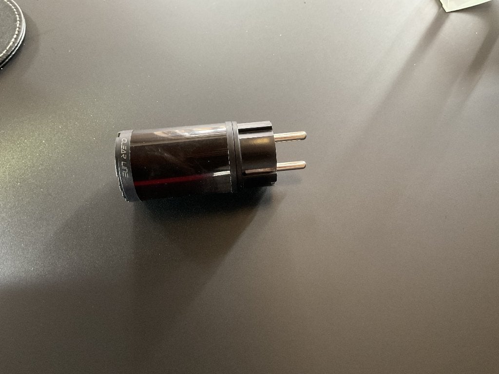 Furutech NCF Clear Line-AC (EU) optimizer stroomfilter, Ophalen, Zo goed als nieuw, Minder dan 2 meter, Overige kabels