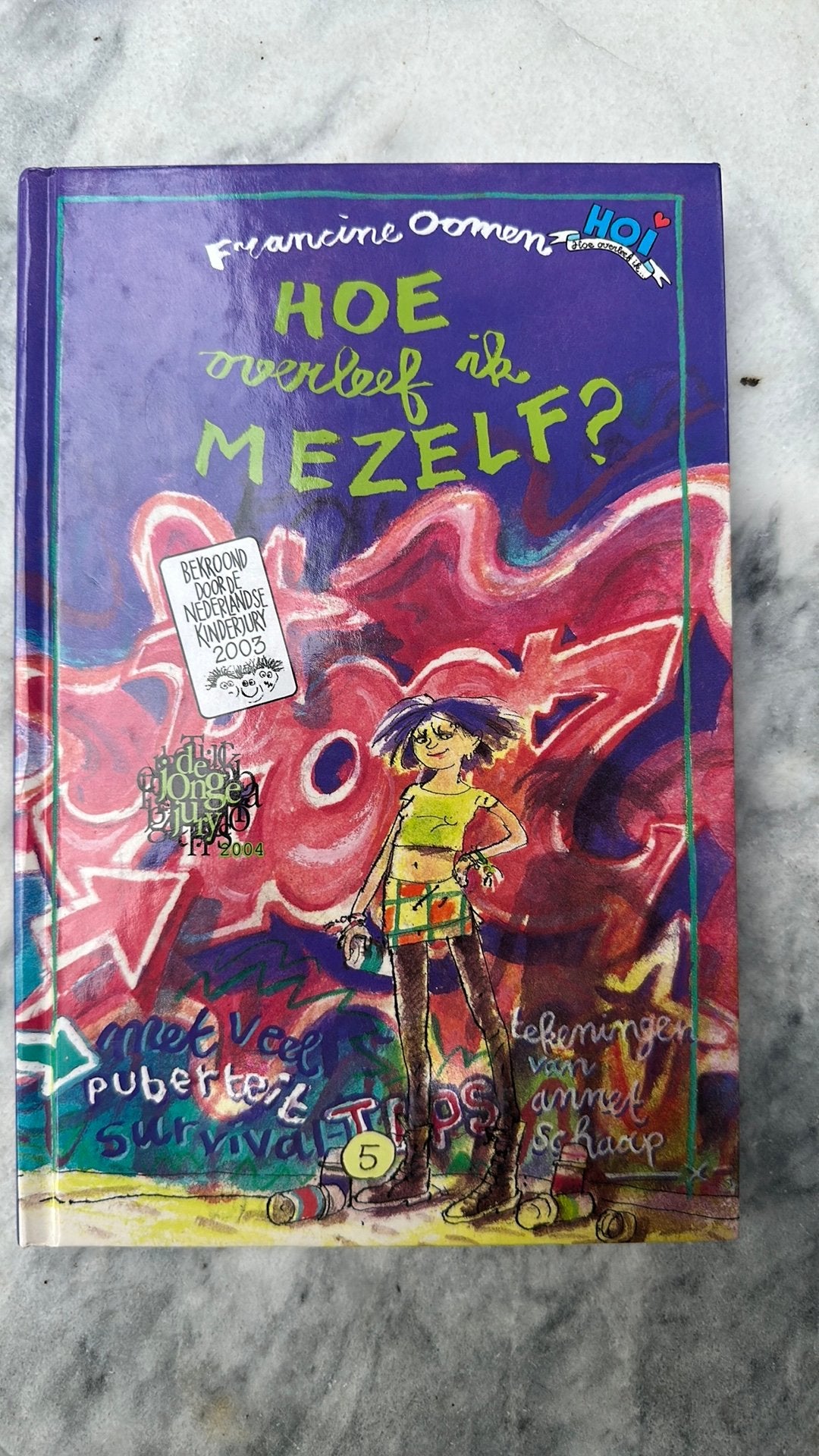 Francine Oomen - Hoe overleef ik mezelf?, Boeken, Ophalen of Verzenden, Zo goed als nieuw, Francine Oomen