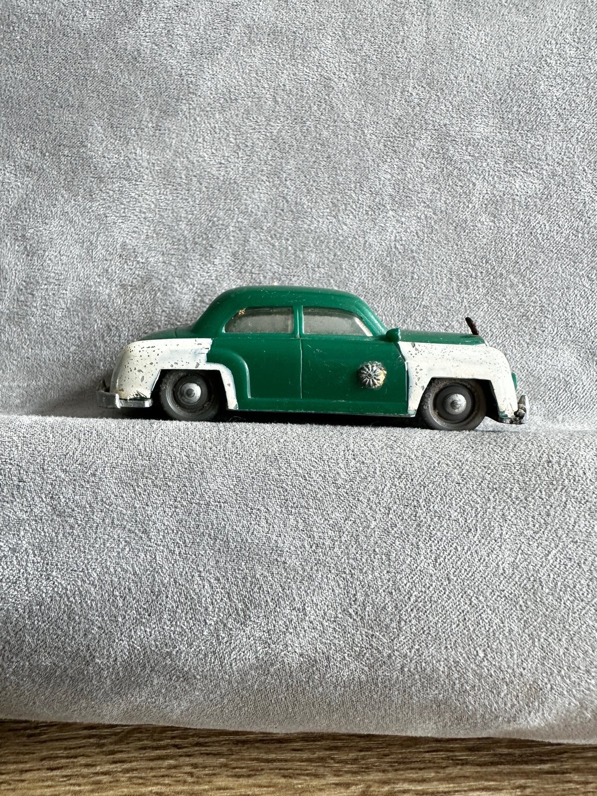 Siku V52 Mercedes-Benz 180, Hobby en Vrije tijd, Ophalen of Verzenden, Gebruikt, SIKU