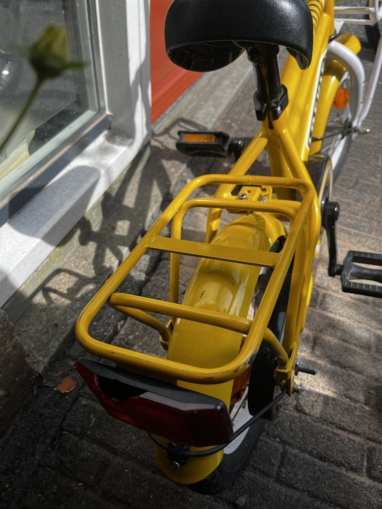 Loekie Pickup Kinderfiets - Geel, 12 inch, Fietsen en Brommers, Ophalen, Terugtraprem, Zijwieltjes, Gebruikt