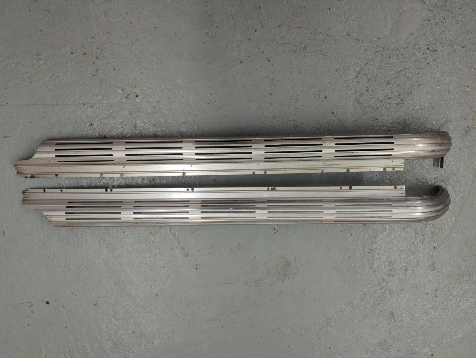 Originele Corvette C2 Side Pipe Covers, Ophalen