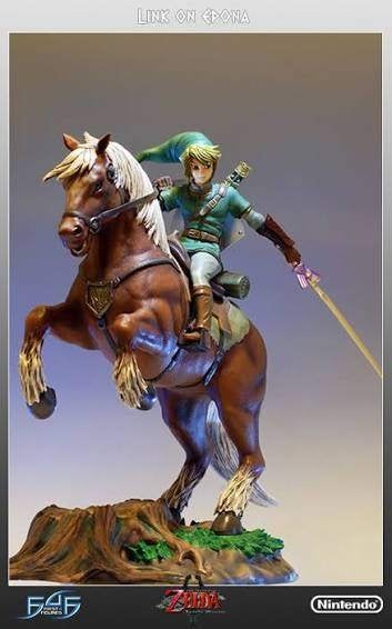 Nintendo zelda Link on epona statue F4F First4figures, Ophalen, Zo goed als nieuw, Fantasy