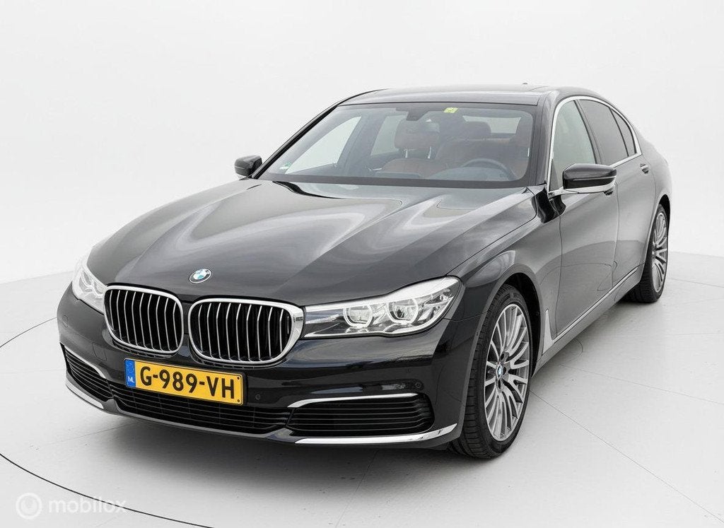 BMW 7-serie 730d High Executive LED|LEDER|MEMORY|CAMERA|, Auto's, BMW, Automaat, 1730 kg, Achterwielaandrijving, Gebruikt