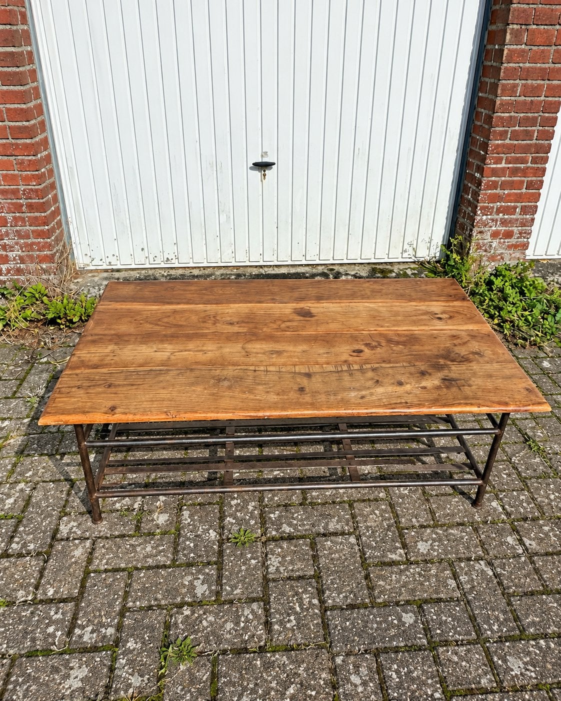 Industriële salontafel met houten blad en metalen onderstel, Ophalen, 50 – 75, 100 tot 150 cm, 50 tot 100 cm