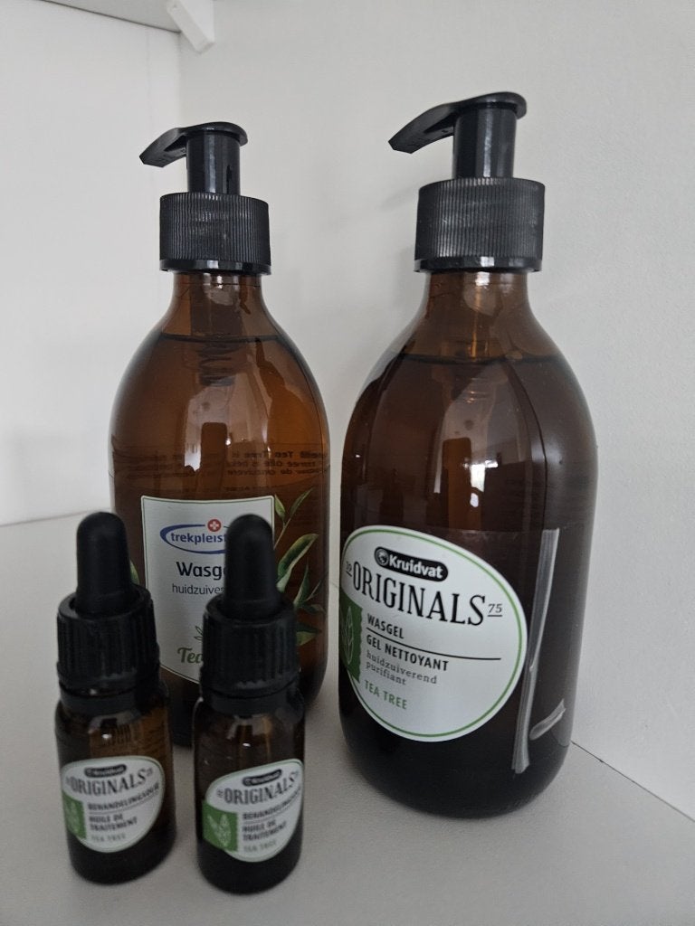Nieuw kruidvat Tea Tree 2x wasgel en 2x behandelingsolie, Ophalen of Verzenden, Nieuw, Gehele gezicht, Verzorging