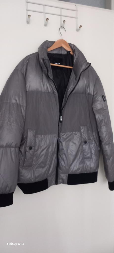 DKNY Grijze Puffer Jas - Maat L, Ophalen of Verzenden, Zo goed als nieuw, Grijs