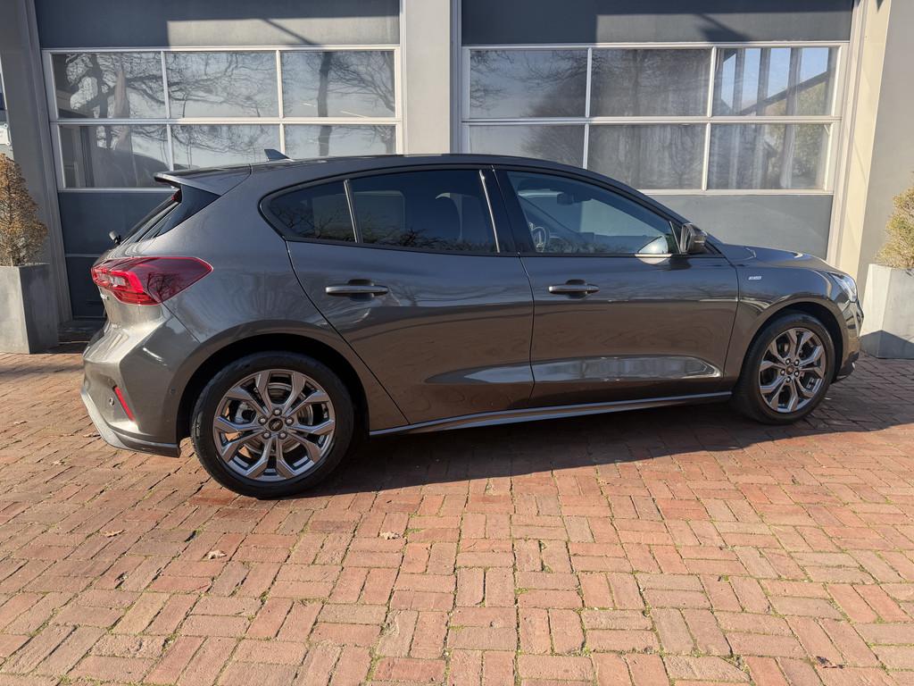 Ford Focus 1.0 EcoBoost Hybrid ST Line | LED | LMV | Navi |, Auto's, Gebruikt, Euro 6, 1299 kg, Bedrijf