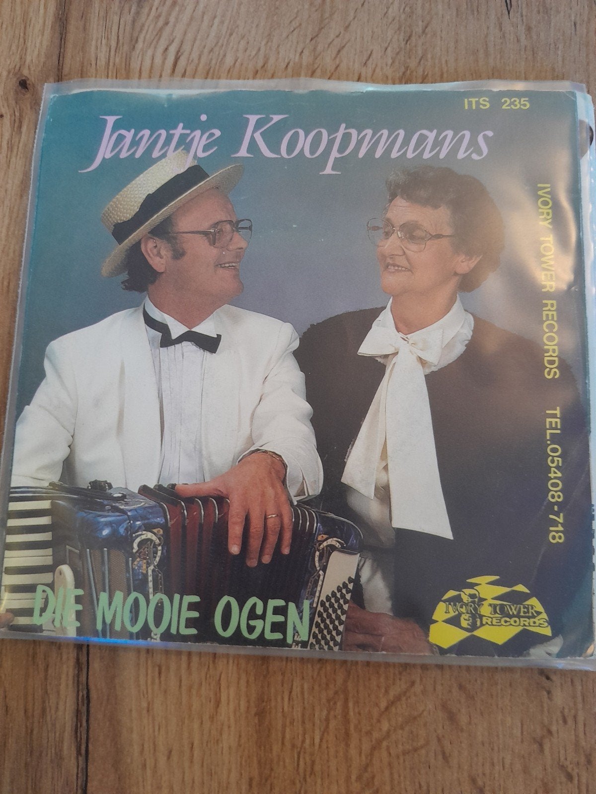 Jantje koopmans 7inch die mooie ogen, Ophalen of Verzenden, Zo goed als nieuw, Nederlandstalig