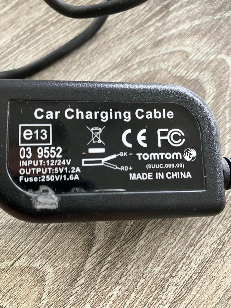 Trafo voor tomtom (Car Charging Cable), Ophalen of Verzenden, Zo goed als nieuw
