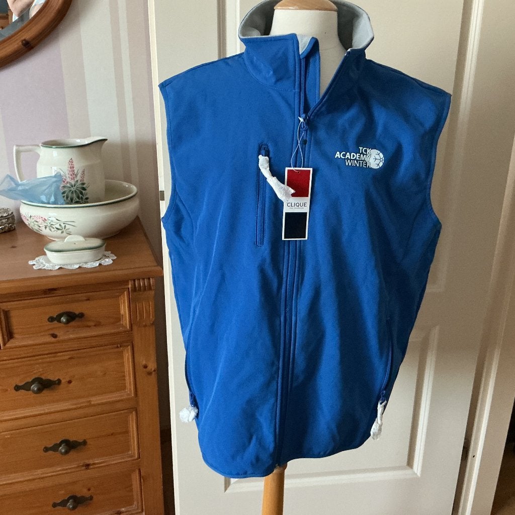 NIEUW. Blauwe heren bodywarmer van Clique basic. Maat XL, Kleding | Heren, Blauw, Clique, Ophalen of Verzenden, Maat 56/58 (XL)