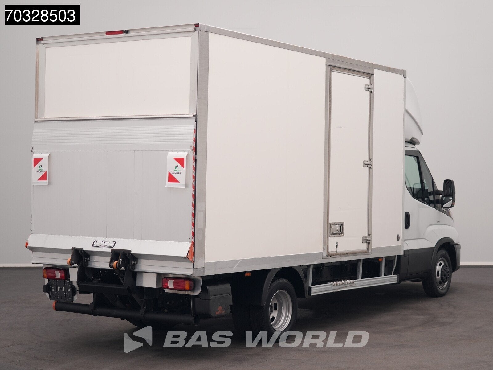 Iveco Daily 35C16 3.0L Automaat Laadklep Zijdeur Dubbellucht, Automaat, 2925 kg, Stof, Gebruikt