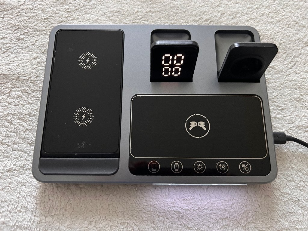 Draadloze oplader voor: smartphone, smartwatch en oortjes, Draadloze oplader, Nieuw, Ophalen of Verzenden, Apple