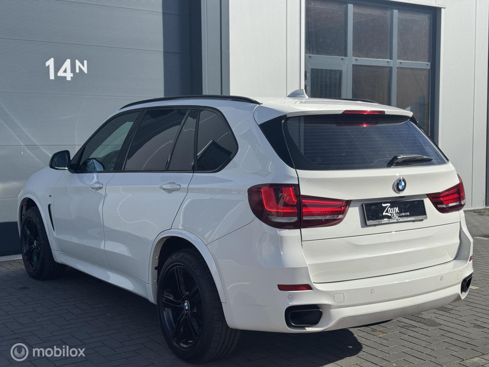 BMW X5 M50D | Grijs kenteken | Pano | HUD | Memory | H&K |, Auto's, 15 km/l, Gebruikt, Euro 6, 2993 cc