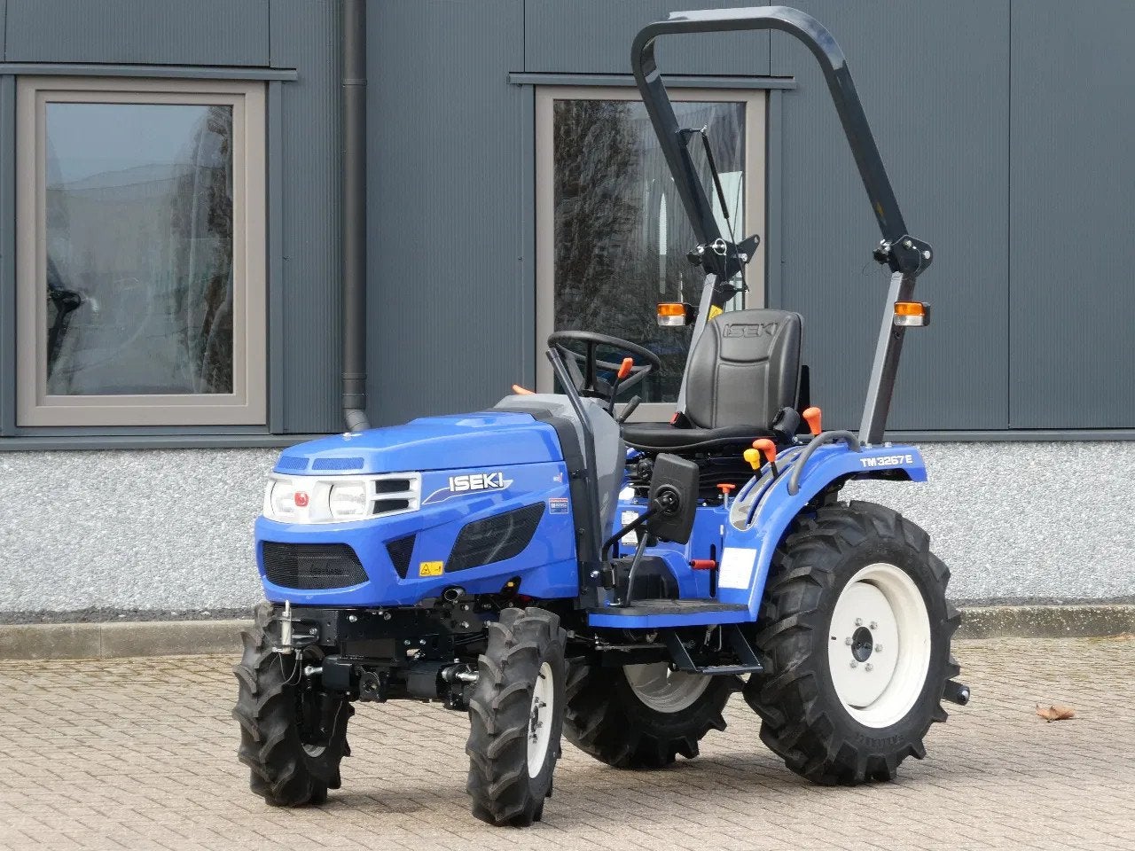 Iseki TM3267E 4wd / 0001 Draaiuren / Actieprijs, Zakelijke goederen, Agrarisch | Tractoren, Overige merken, Gebruikt, Mathijs Merkelijn