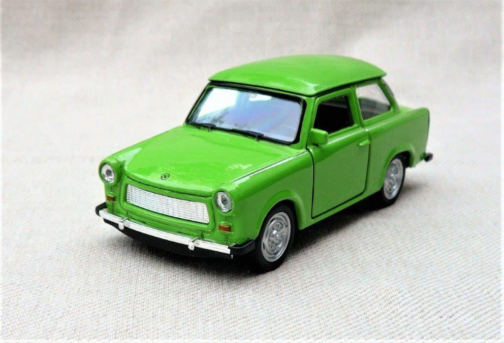 Welly Trabant 601. appelgroen. schaal 1/38., Ophalen of Verzenden, Nieuw, Auto, Overige merken
