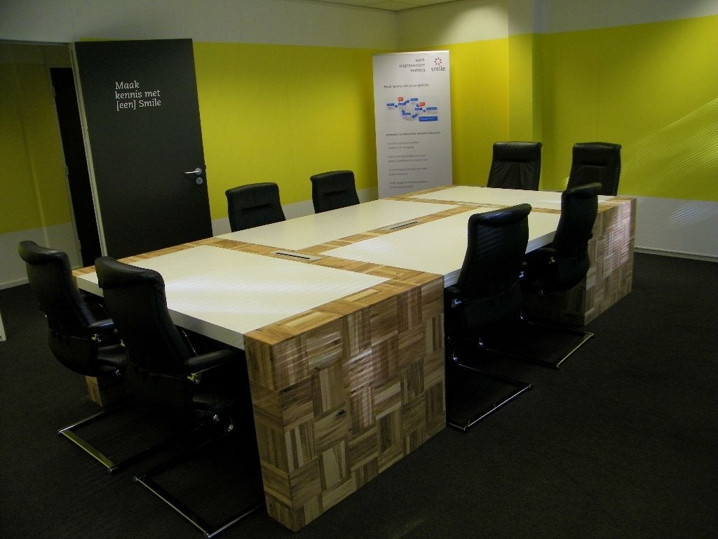 Bureau vergadertafel groot of klein op maat., Ophalen, Nieuw, Hout