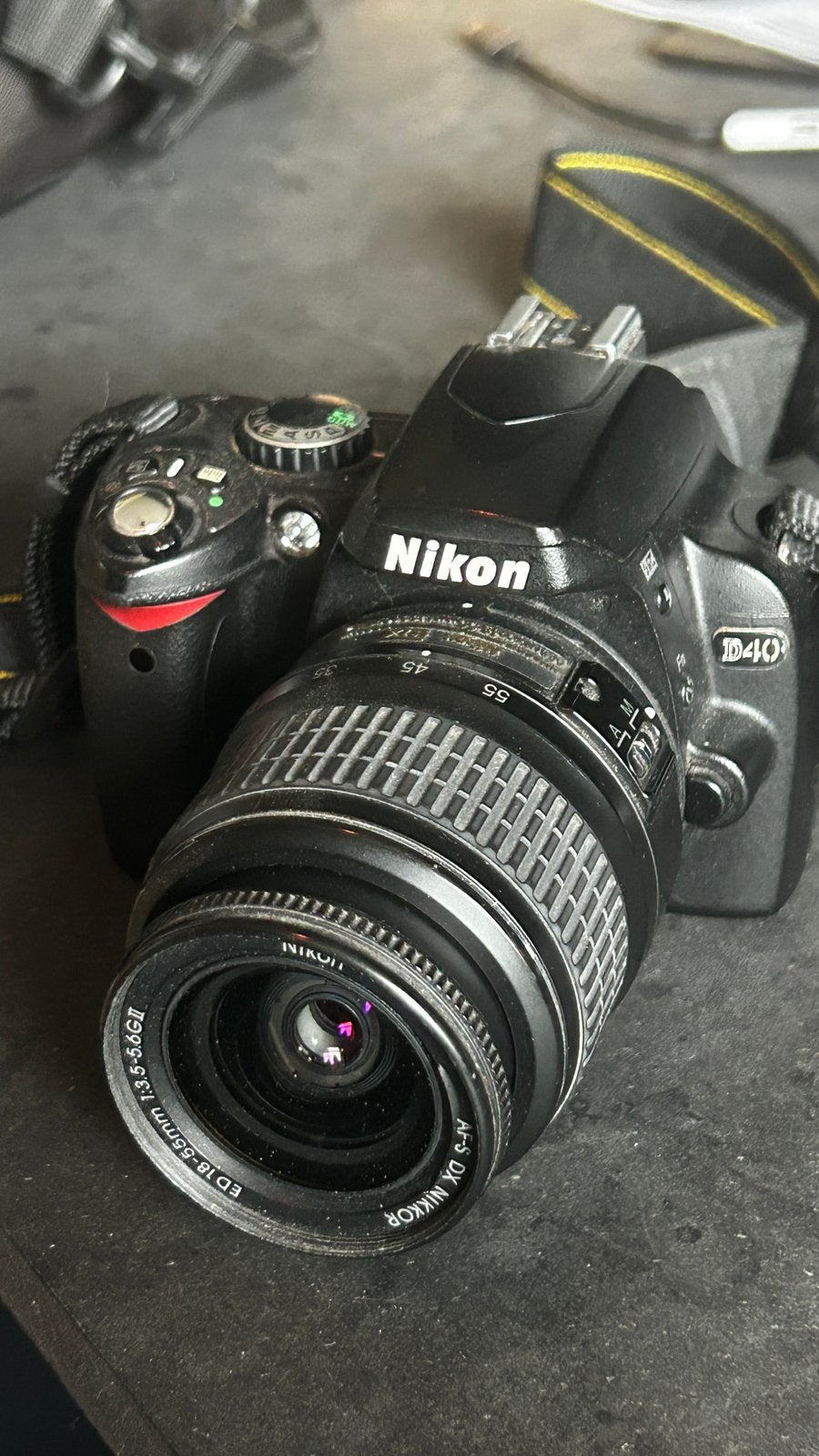 Nikon D40 met 18-55mm lens, Ophalen of Verzenden, Gebruikt, Nikon, Geen optische zoom