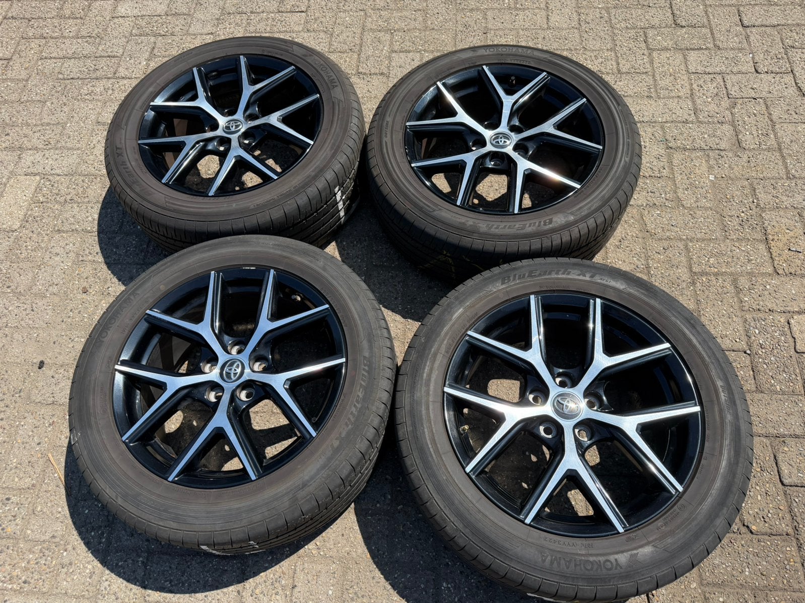 Toyota RAV4 velgen met zomerbanden, Auto-onderdelen, Banden en Velgen, Ophalen, 18 inch, Gebruikt, Velg(en)
