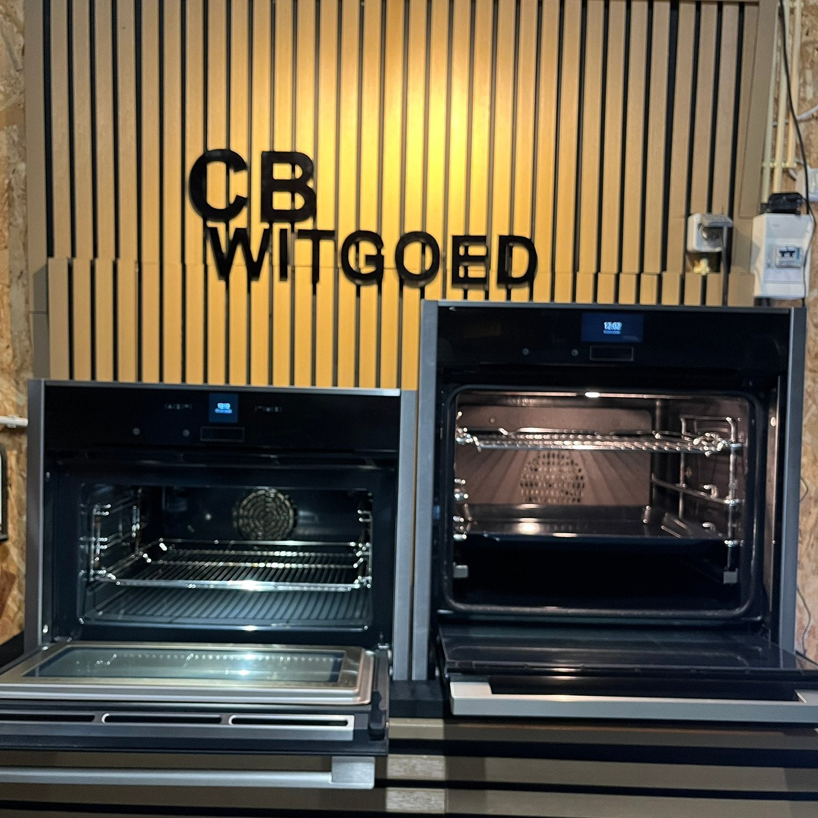 Luxe Siemens/Neff set combi oven magnetron met solo oven, Witgoed en Apparatuur, Ovens, Ophalen, 60 cm of meer, Siemens, Zo goed als nieuw