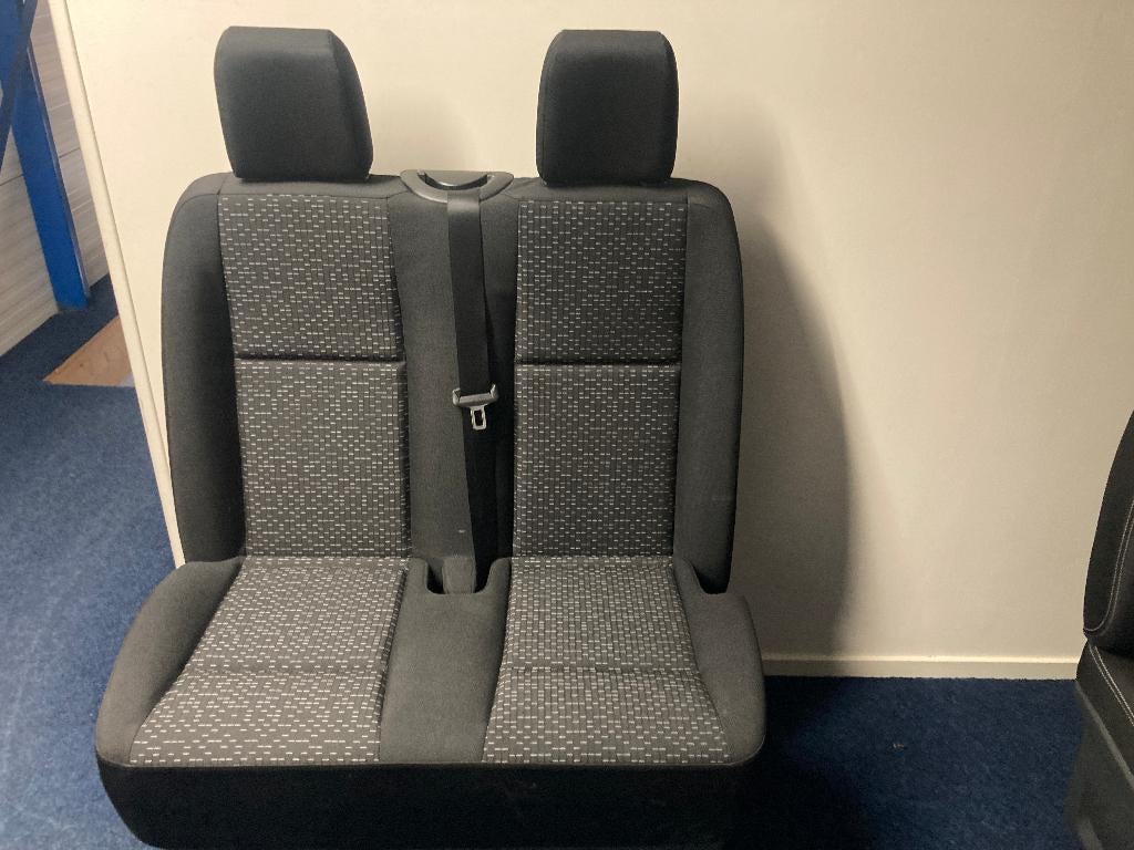 Te koop: 2 Mercedes Sprinter bankjes / bijrijdersbanken, Auto-onderdelen, Interieur en Bekleding, Ophalen, Nieuw, Mercedes-Benz